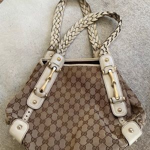 Authentic Gucci monogram Pelham tote